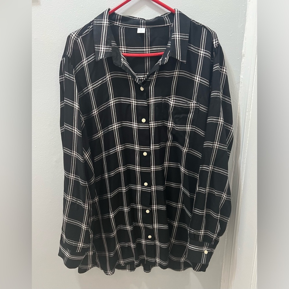 NWOT Old Navy Plaid Button Down